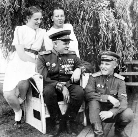 Василий Сталин. Письма из зоны Василий Сталин. Письма из зоны