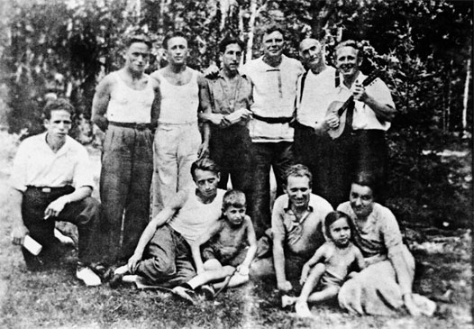 Разведка. «Иван» наоборот: взаимодействие спецслужб Москвы и Лондона в 1942—1944 гг. Разведка. «Иван» наоборот: взаимодействие спецслужб Москвы и Лондона в 1942—1944 гг.