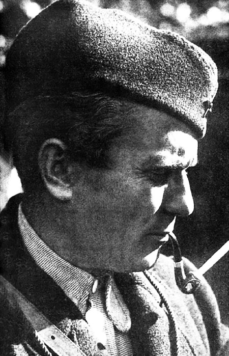 Тито и товарищи Тито и товарищи