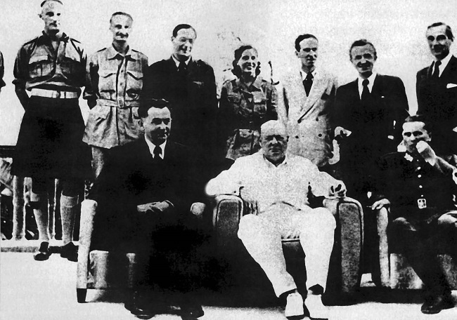 Тито и товарищи Тито и товарищи