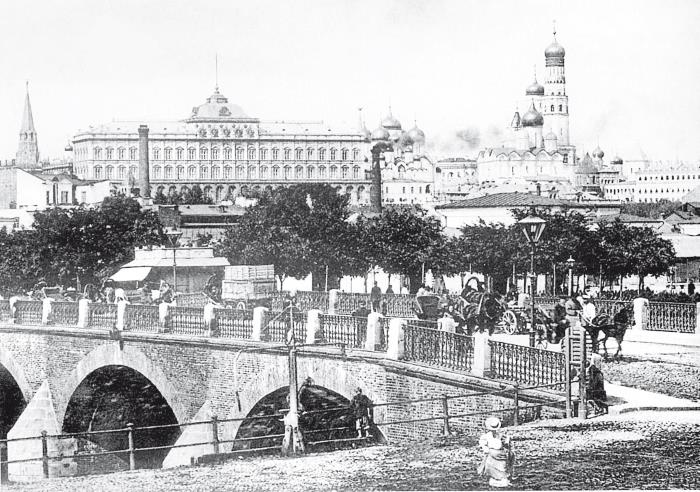 Две Москвы: Метафизика столицы Две Москвы: Метафизика столицы