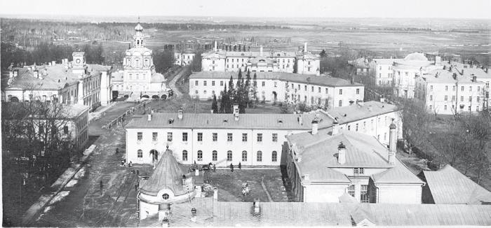 Две Москвы: Метафизика столицы Две Москвы: Метафизика столицы