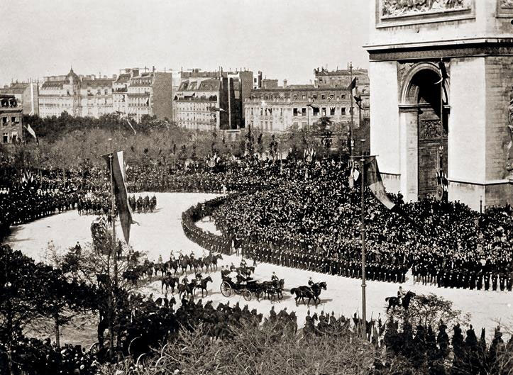 После тяжелой продолжительной болезни. Время Николая II После тяжелой продолжительной болезни. Время Николая II