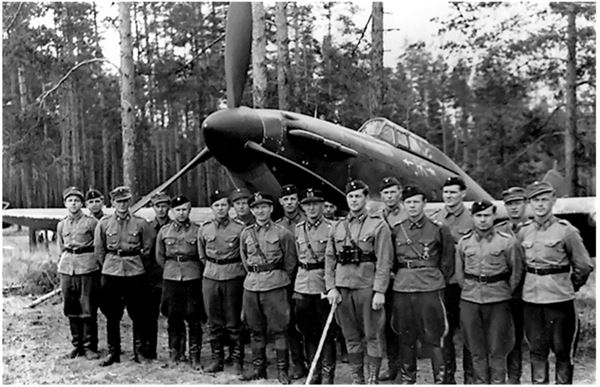 Небо вторжения. Горячее лето 1941 года Небо вторжения. Горячее лето 1941 года