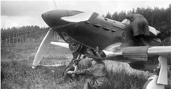 Небо вторжения. Горячее лето 1941 года Небо вторжения. Горячее лето 1941 года