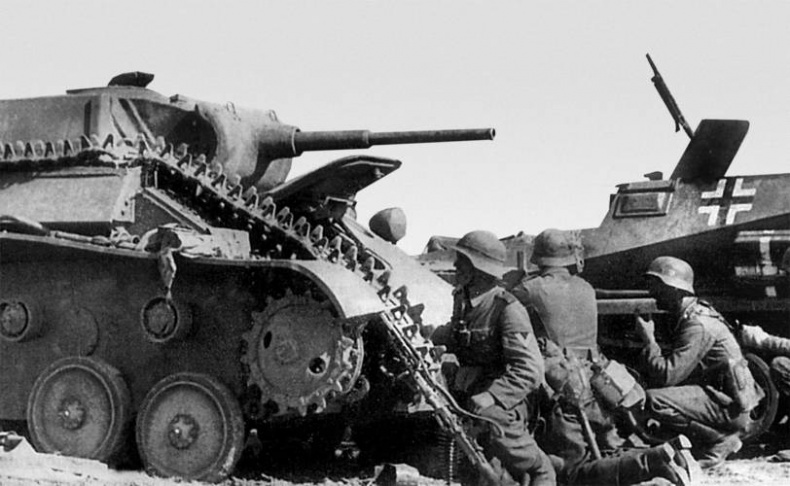 Неизвестный Сталинград. Как перевирают историю Неизвестный Сталинград. Как перевирают историю