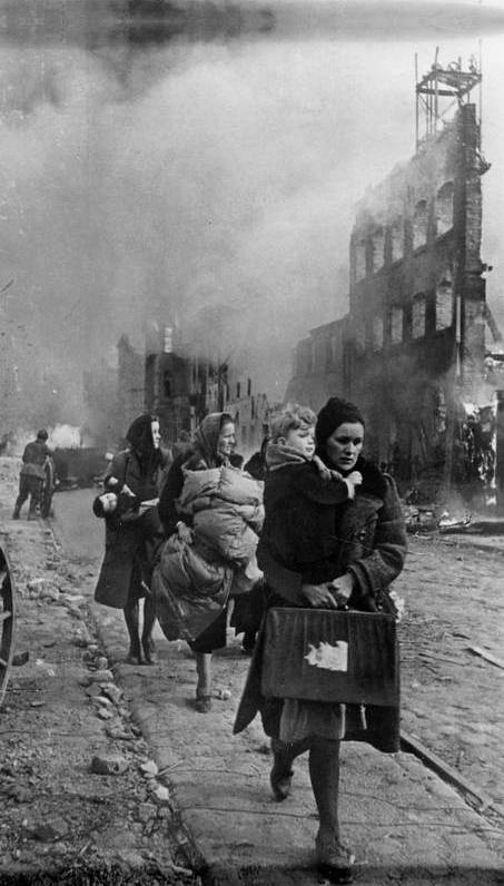 Нацисты. Предостережение истории Нацисты. Предостережение истории