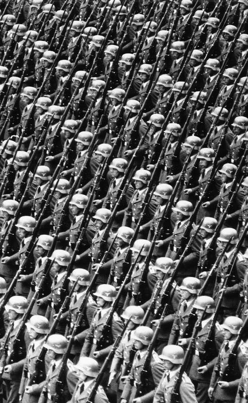 Нацисты. Предостережение истории Нацисты. Предостережение истории