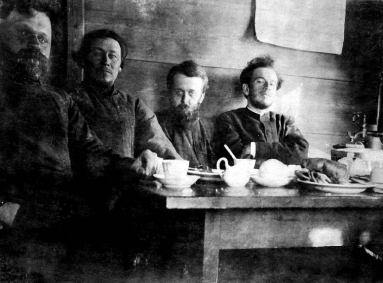 Лев в тени Льва Лев в тени Льва
