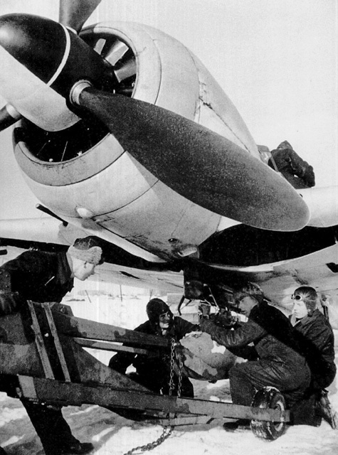 Тени над Заполярьем. Действия Люфтваффе против советского Северного флота и союзных конвоев Тени над Заполярьем. Действия Люфтваффе против советского Северного флота и союзных конвоев