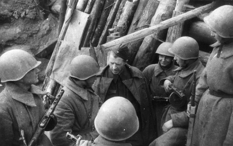 Сталинградское побоище. «За Волгой для нас земли нет!» Сталинградское побоище. «За Волгой для нас земли нет!»