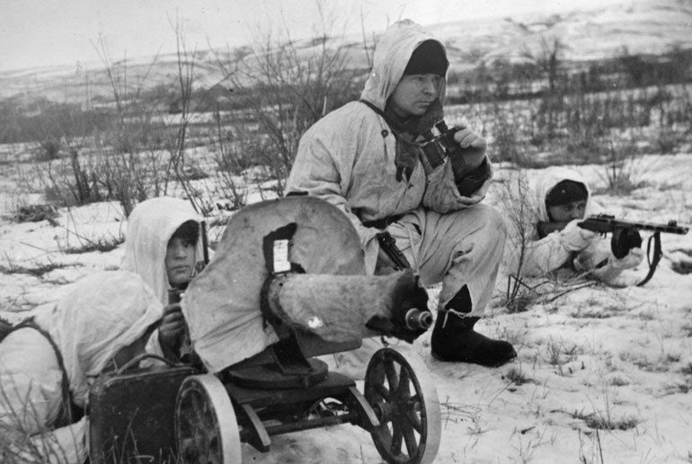 Сталинградское побоище. «За Волгой для нас земли нет!» Сталинградское побоище. «За Волгой для нас земли нет!»