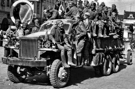Автонашествие на СССР. Трофейные и лендлизовские автомобили Автонашествие на СССР. Трофейные и лендлизовские автомобили