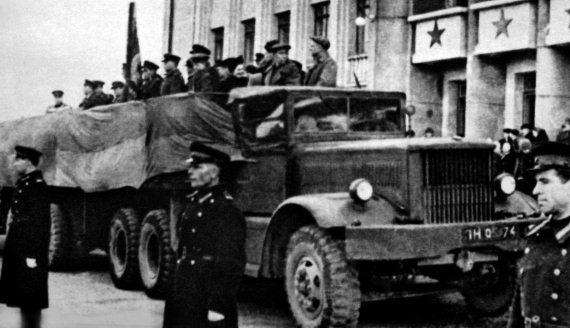 Автонашествие на СССР. Трофейные и лендлизовские автомобили Автонашествие на СССР. Трофейные и лендлизовские автомобили