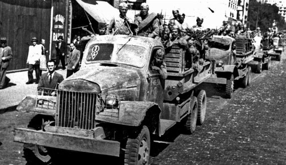 Автонашествие на СССР. Трофейные и лендлизовские автомобили Автонашествие на СССР. Трофейные и лендлизовские автомобили