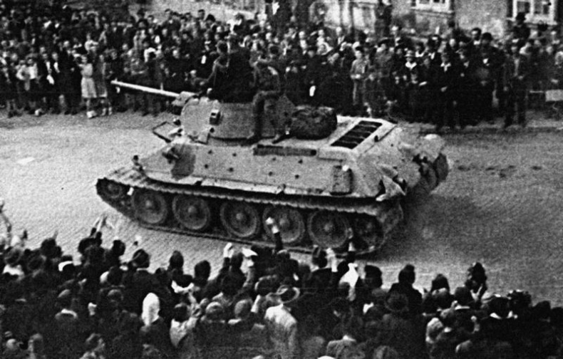 Последний бой. Кто освободил Прагу? Последний бой. Кто освободил Прагу?