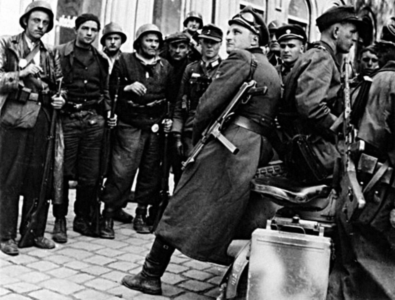 Последний бой. Кто освободил Прагу? Последний бой. Кто освободил Прагу?
