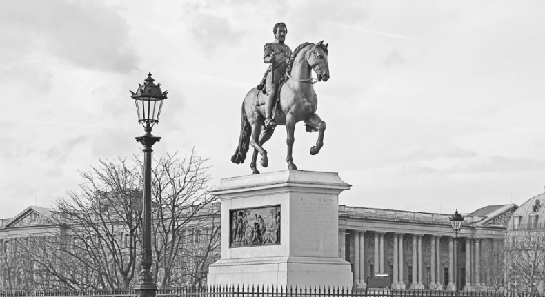 Берегитесь, Боги жаждут! Берегитесь, Боги жаждут!