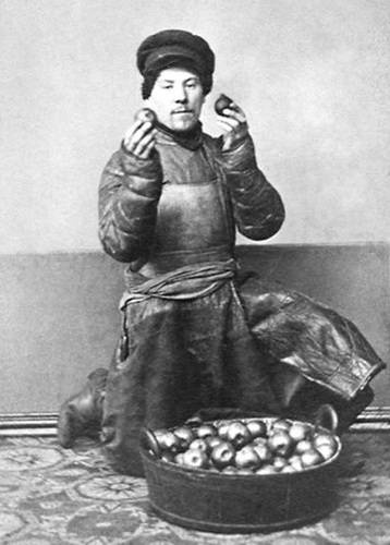 Рестораны, трактиры, чайные. Из истории общественного питания в Петербурге. XVIII - начало XX века Рестораны, трактиры, чайные. Из истории общественного питания в Петербурге. XVIII - начало XX века