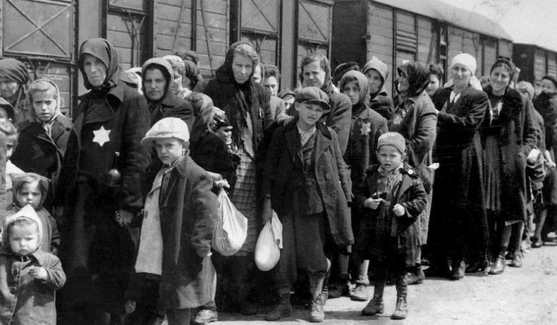 Холокост. Новая история Холокост. Новая история