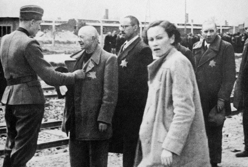 Холокост. Новая история Холокост. Новая история