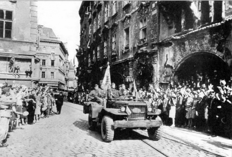 Автомобили Красной Армии, 1941–1945 гг. Автомобили Красной Армии, 1941–1945 гг.