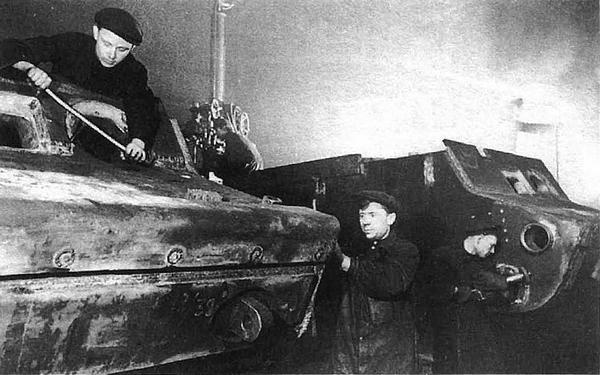 Танк прорыва КВ. "Клим Ворошилов" Танк прорыва КВ. "Клим Ворошилов"