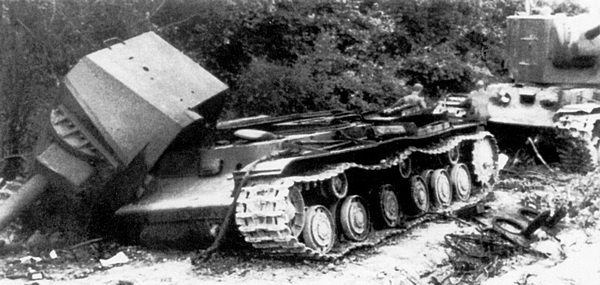 Тяжёлый танк КВ-2 Тяжёлый танк КВ-2