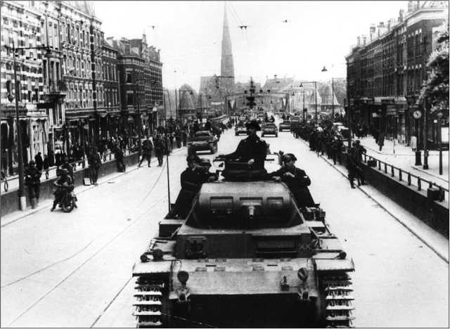 Танки III Рейха. Том II Танки III Рейха. Том II