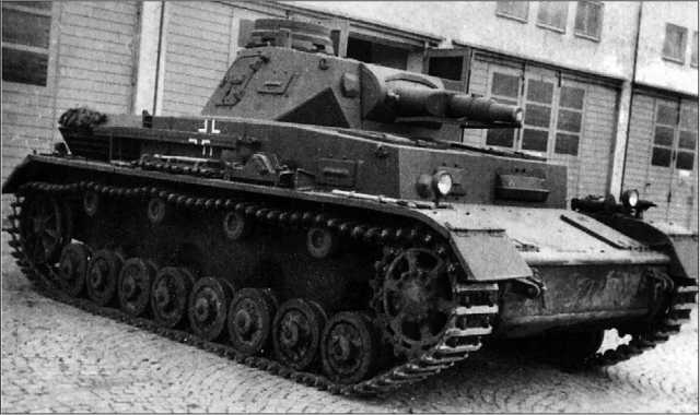 Танки III Рейха. Том II Танки III Рейха. Том II
