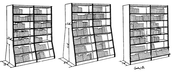 Книга на книжной полке Книга на книжной полке