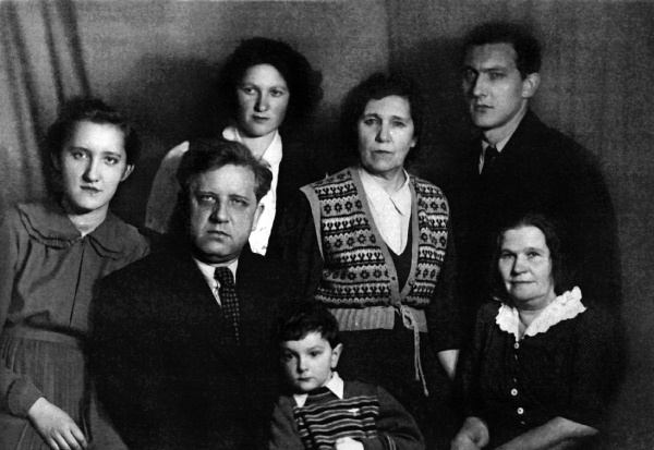 Дом на Старой площади Дом на Старой площади